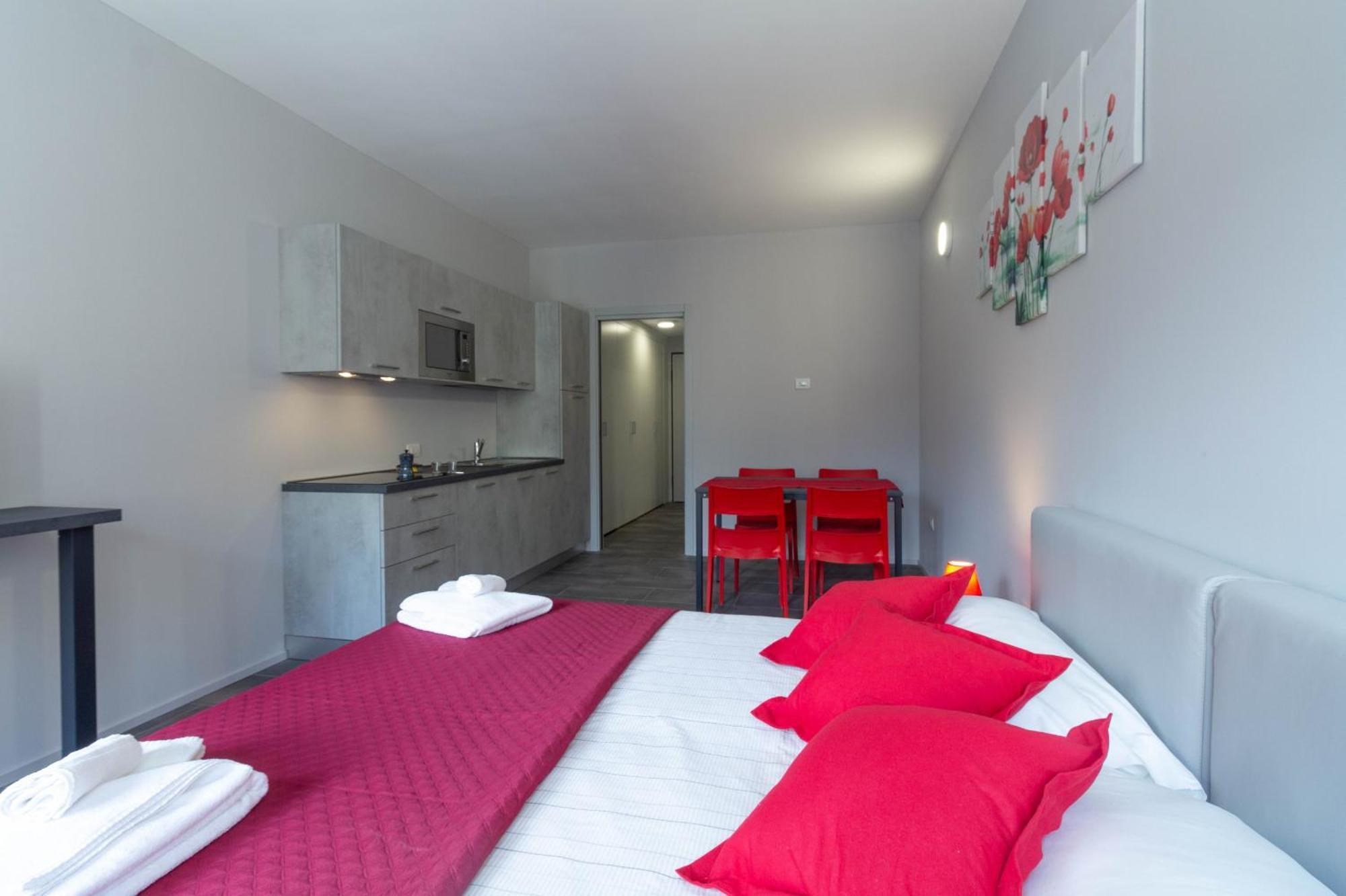 Papavero Apartment - Affitti Brevi Italia Lecco Exterior foto